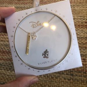 NWT Disney necklace